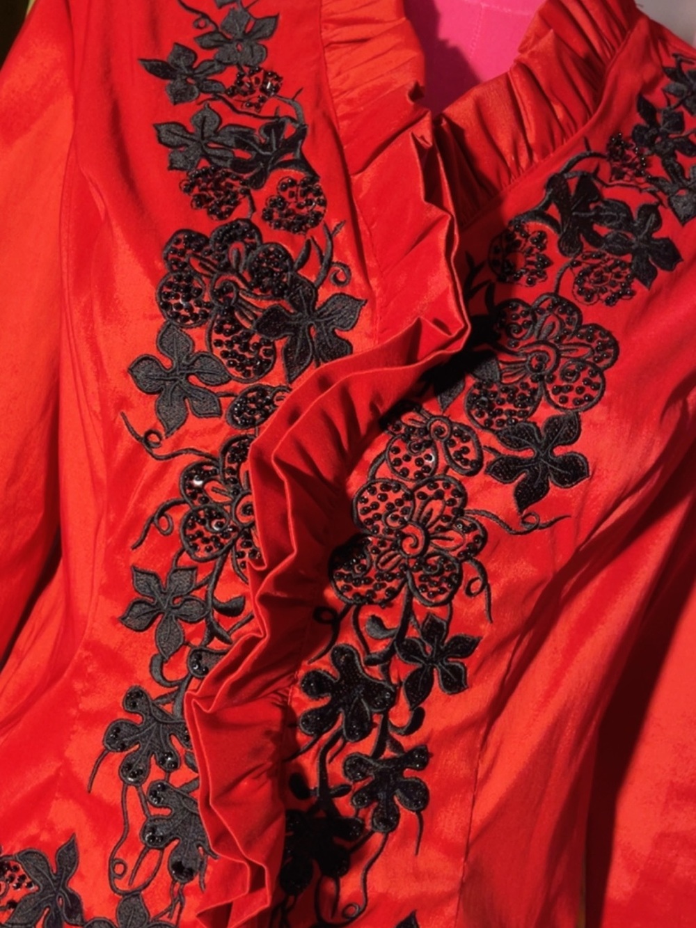 Red Ruffle-Trim Embroidered Women's Blazer - Picture 4 of 5